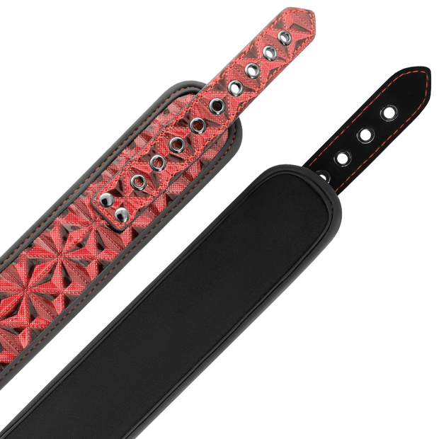 Begme - Collare Edizione Rossa Con Morsetti Per Capezzoli Con Fodera In Neoprene