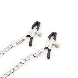 Ohmama Fetish - Baffo Ad Anello Con Catene E Morsetti Per Capezzoli
