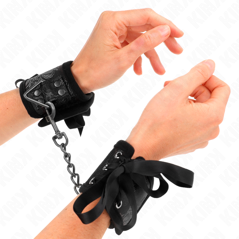 Kink - Scandal Cinturini Da Polso Con Dettagli In Pizzo Nero 24,5 Cm X 6,5 Cm