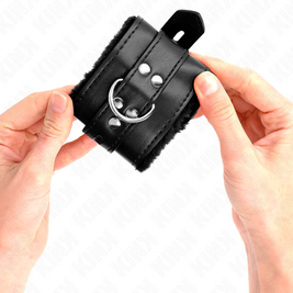 Kink - Cinturini Da Polso Rivestiti In Pelliccia Con Fori Quadrati Neri E Cintura Nera Regolabili 17-29 Cm X 6 Cm