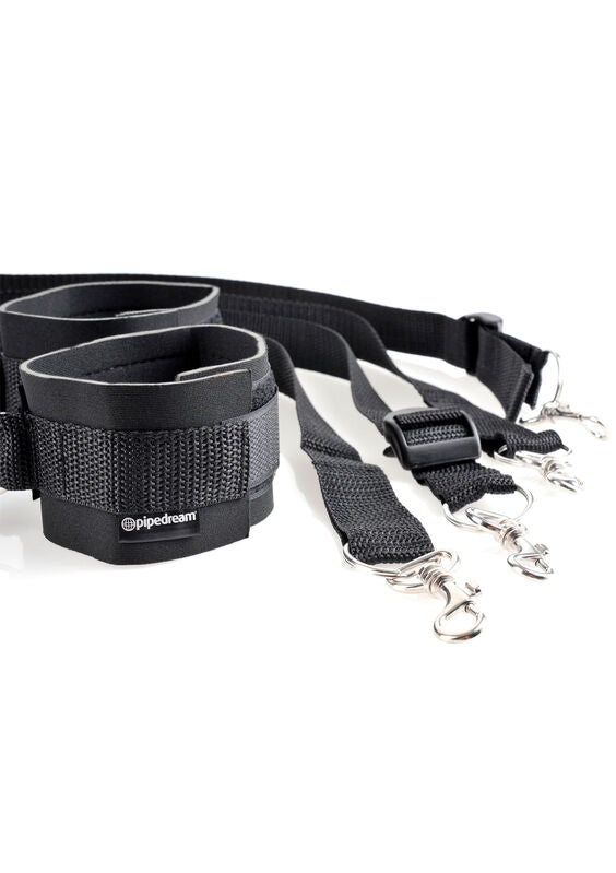 Set Di Manette E Cinghie Fetish Fantasy