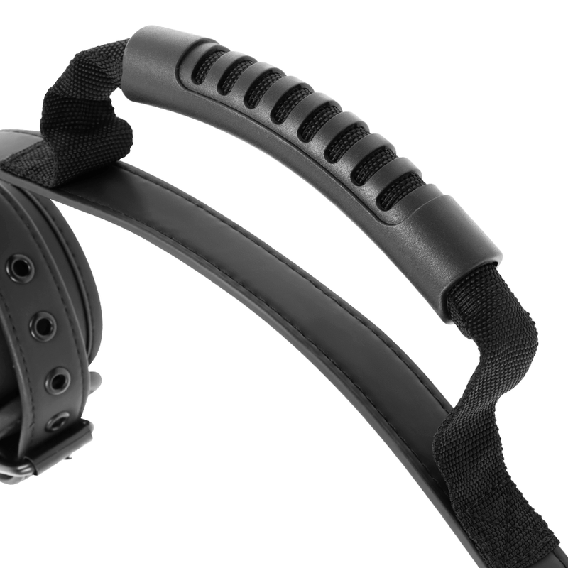 FETISH SUBMISSIVE Manette BDSM