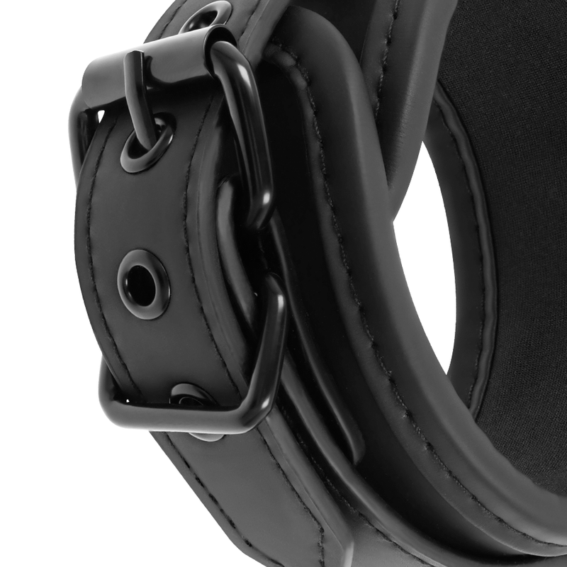 FETISH SUBMISSIVE Manette BDSM